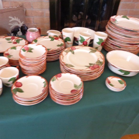 158 pieces Francican Apple 1940's - 2010 Local Pick Up only - Picture 14 of 16